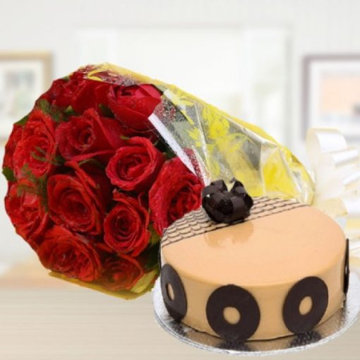 Cappuccino Cake with Roses-0