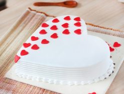 Vanilla heart shape cake-499