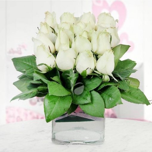 Lovely White Roses In Vase -0