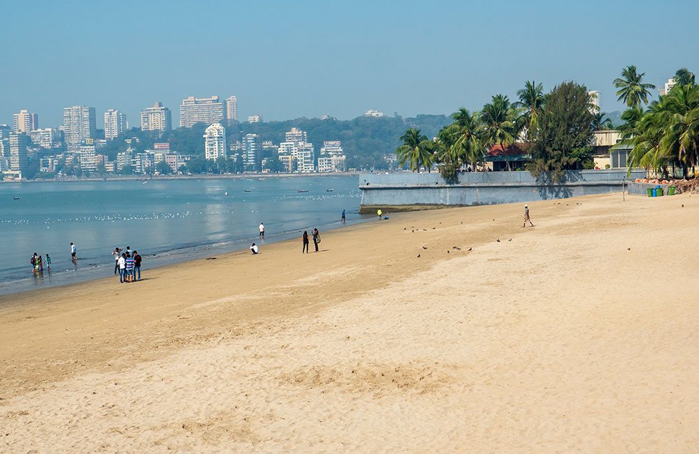 Aksa Beach